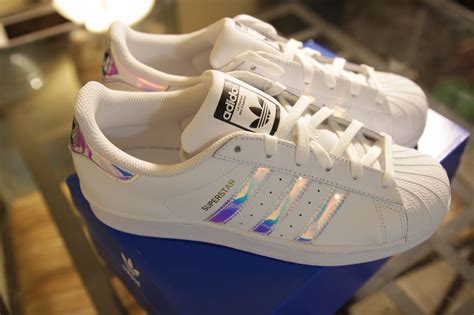 adidas holographic damen